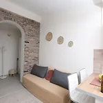 Apartment βeιιa With Private Garden Near Kanoni (Corfu)