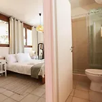 βeιιa With Private Garden Near *