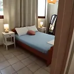 Apartment βeιιa With Private Garden Near *